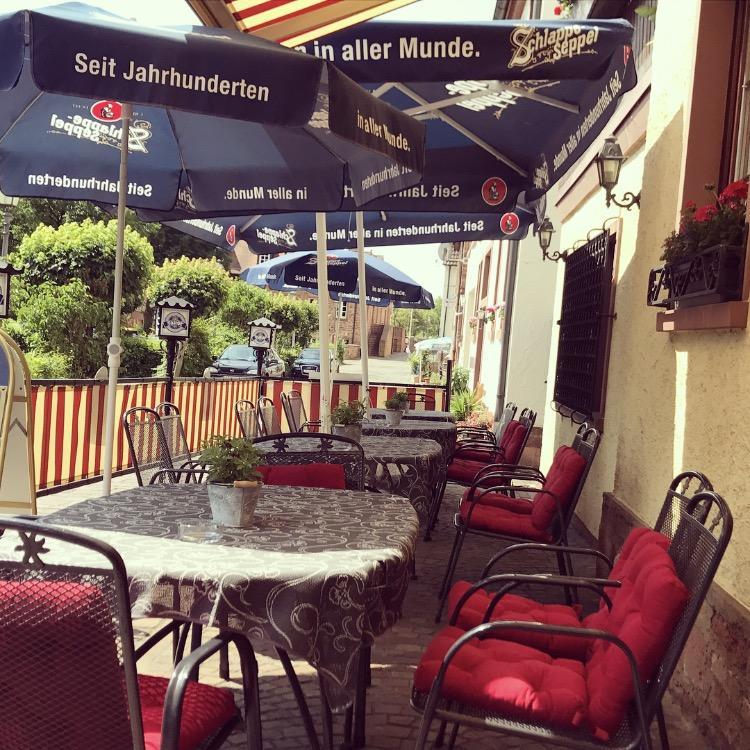 Hotel & Restaurant Zum Karpfen Обернхайм на Майн Екстериор снимка